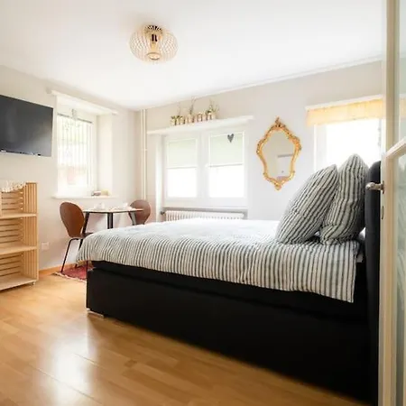 Im Herzen Der Zuercher Altstadt Zurich